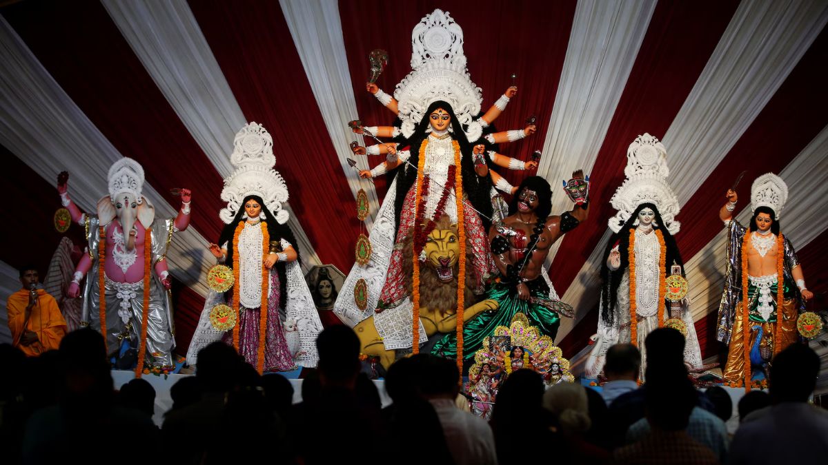 navratrilisticletech - 1